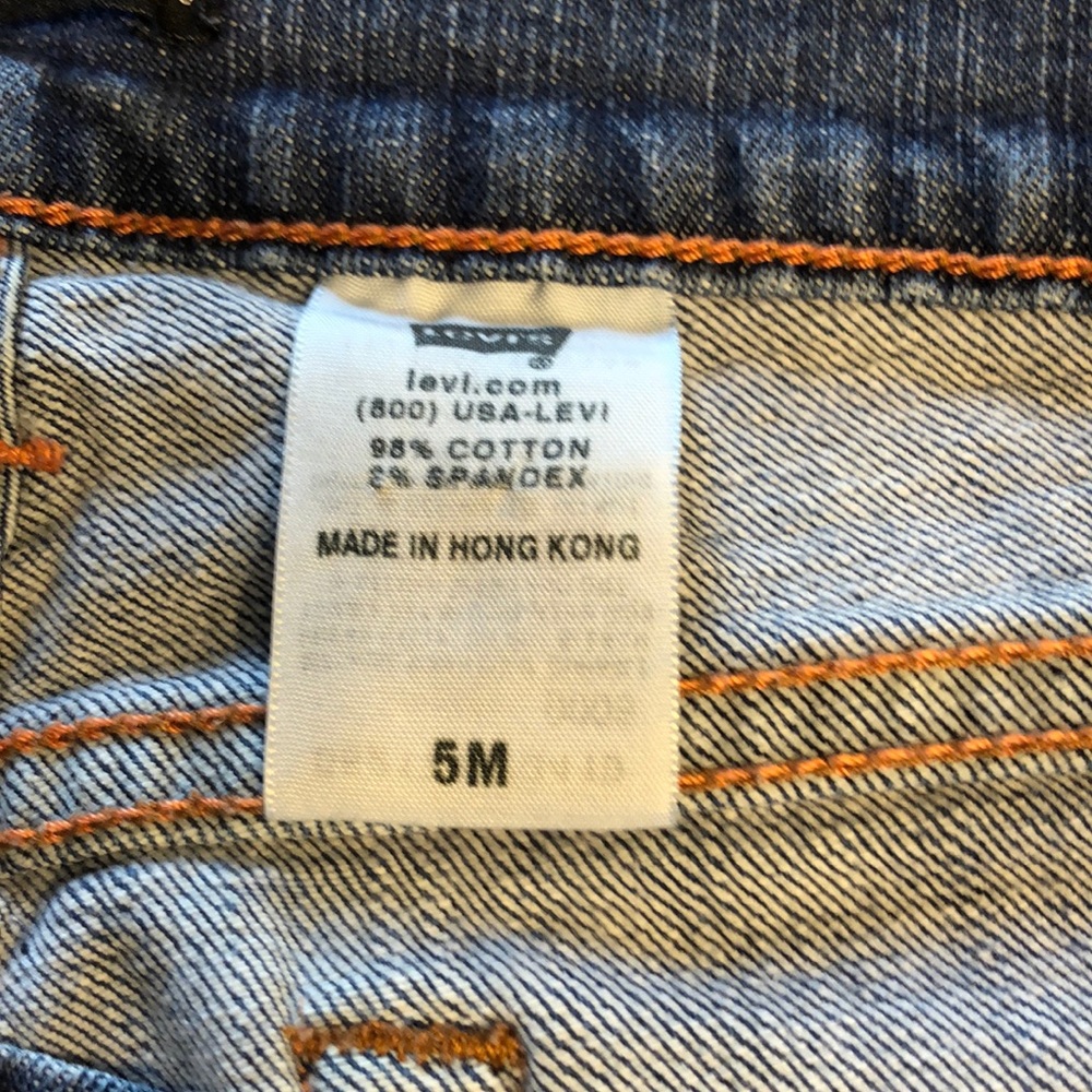 Levi’s - Picture 5 of 6